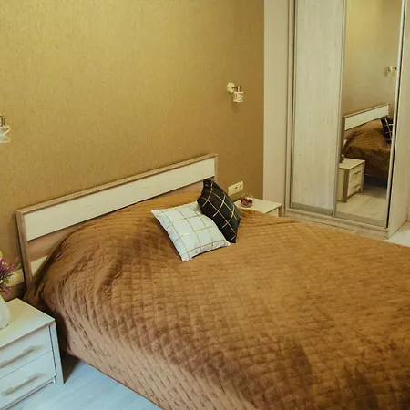 Apartment двокімнатні на площі ринок *
